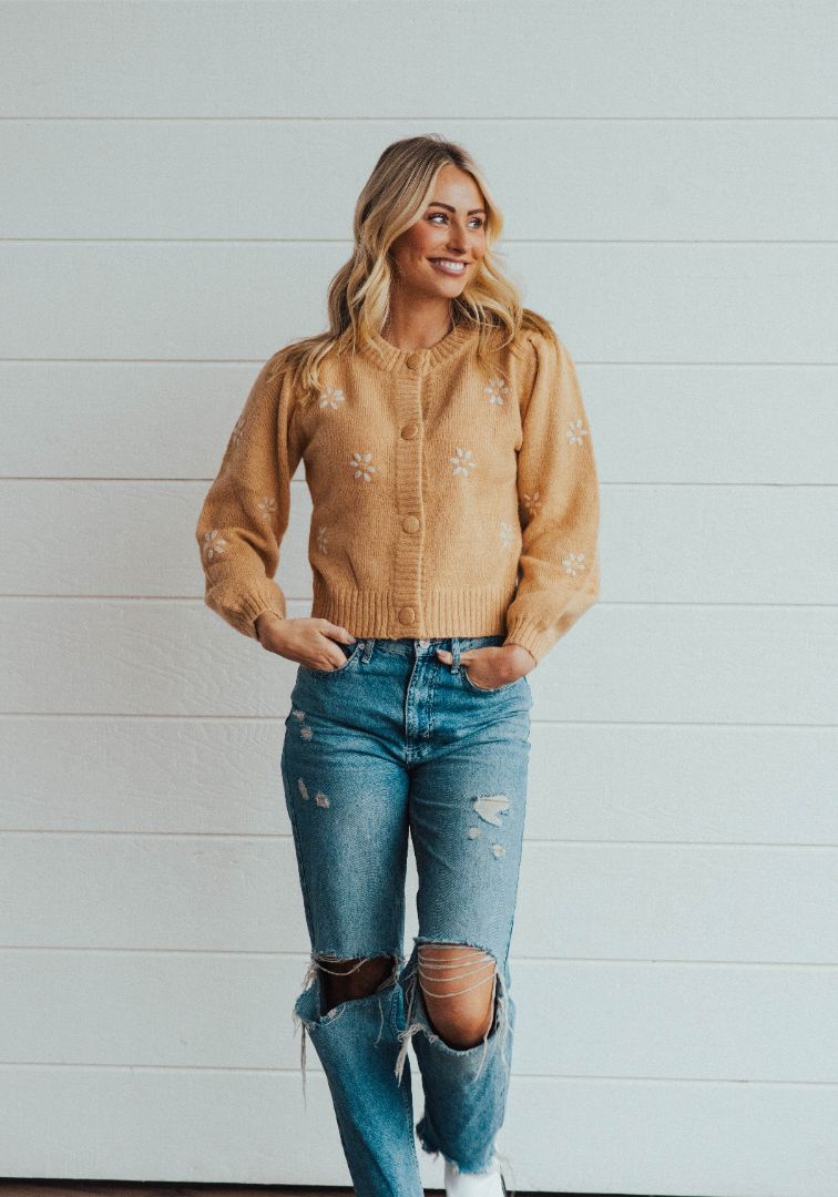 Miss Daisy Button Up